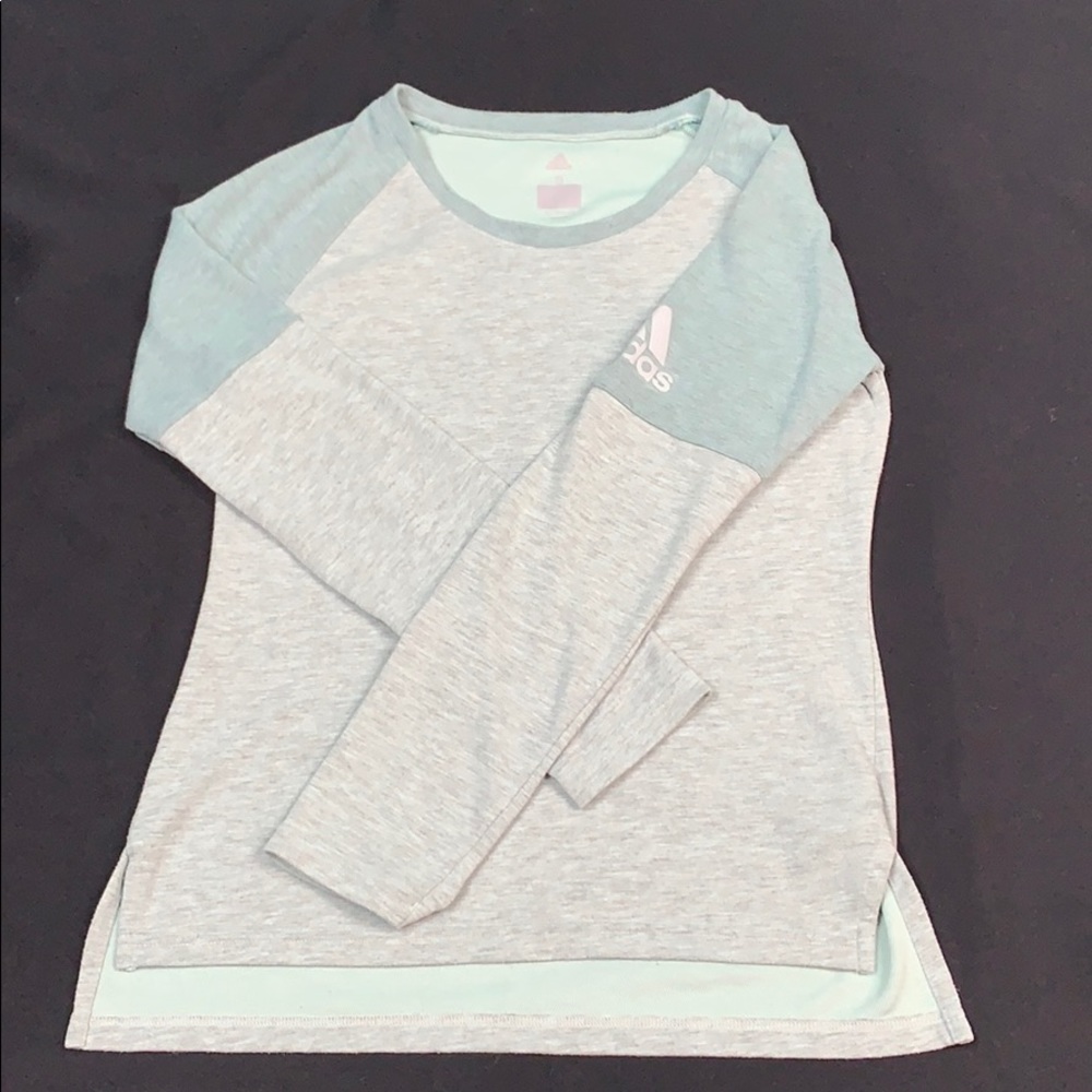 Addidas ‘Climate’ shirt. Heather green.